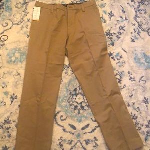 Docker workday khaki